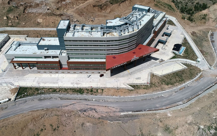 51 milyon liraya yapımı 4 yıl önce biten devlet hastanesi açılamıyor