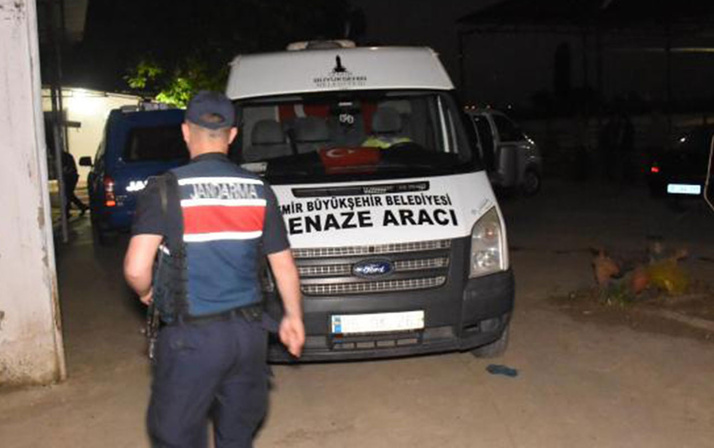 İZMİR'de vahşet! 2 yaşındaki bebeği ve annesini başından vurup öldürdü