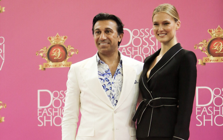 Bar Refaeli, Dosso Dossi Antalya'da podyumunda