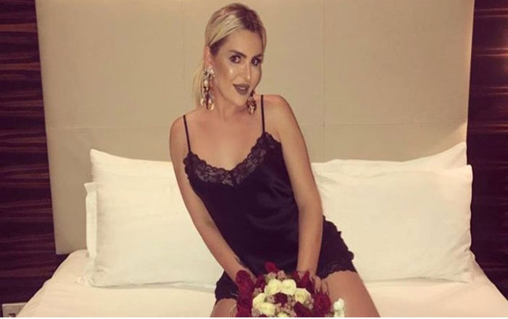 Yaza bomba gibi girdi! Selin Ciğerci'nin klibi sosyal medyayı salladı