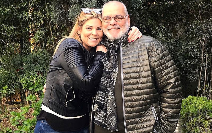 Pelin Öztekin'in haç kolyesi infial yarattı takipçileri şoka uğradı: Müslüman zannediyorduk