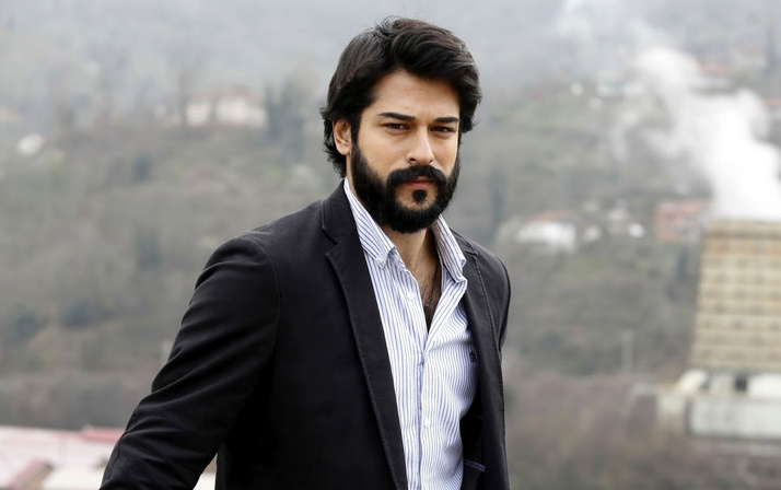 Burak Özçivit Diriliş Osman'a sıkı hazırlanıyor! Haftanın beş günü sekiz saat zorlu eğitim