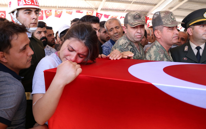 Gaziantep şehidini uğurladı! Şehit Uzman Onbaşı Demircan, son yolculuğuna uğurlandı