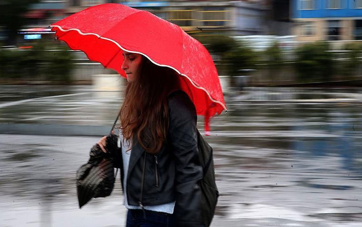Meteoroloji'den son dakika uyarısı! Kuvvetli sağanak ve soğuk hava geliyor