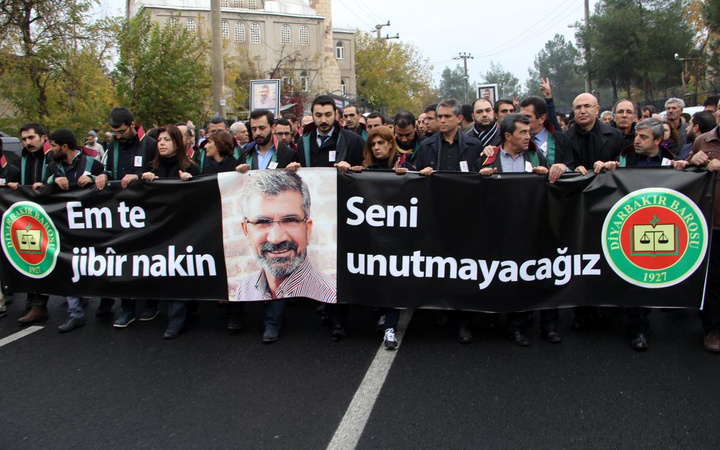 Tahir Elçi cenaze töreni dikkat çeken detay!