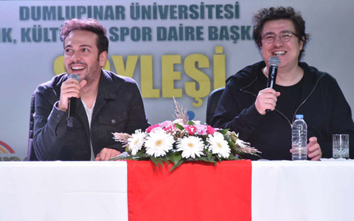 "Hiç aynı kıza aşık oldunuz mu?" sorusuna öyle bir cevap verdi ki!