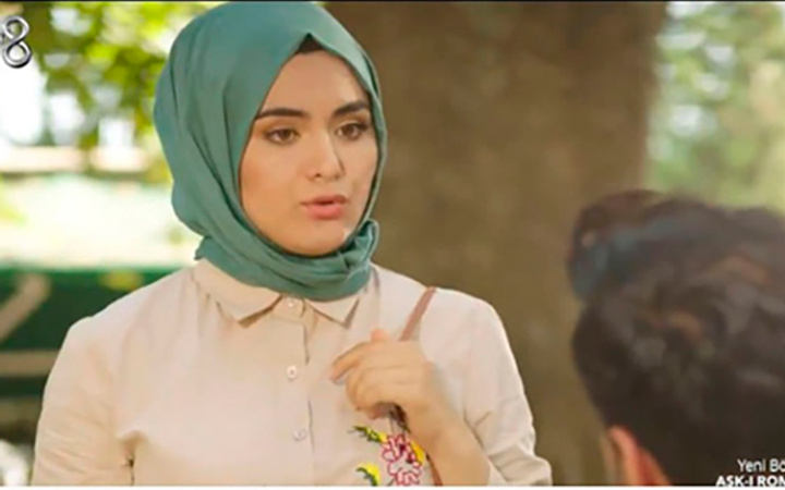 Gelin adayı Hanife oyunculuğu ile göz doldurdu