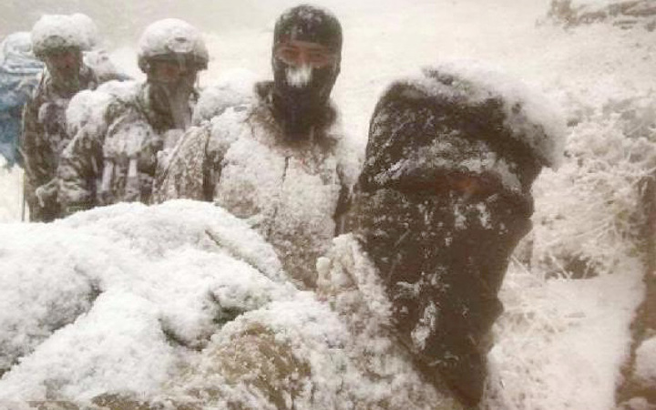 Kato Dağı'nda göz gözü görmüyor! Mehmetçik PKK'ya meydan okudu