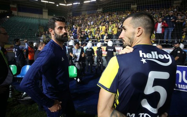 Fenerbahçe'de yaşanan kadro dışı operasyonunun sebepleri!