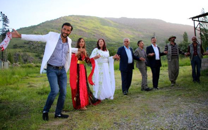 Fransa'da evlendiler, Kato Dağı'nda balayı yaptılar
