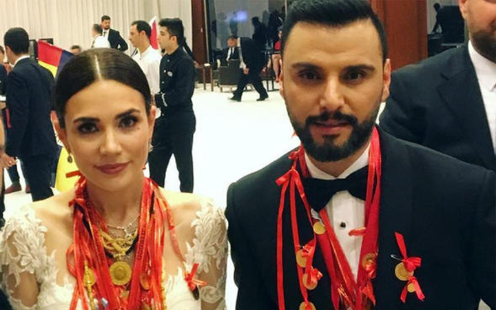 Alişan-Buse Varol çiftine kilo kilo takılmıştı! Altınların değeri dudak uçuklattı