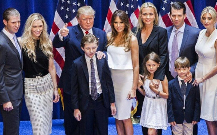 Donald Trump sonunda eşinden boşandı! Yılan hikayesine döndü
