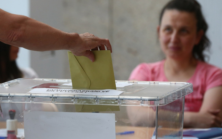 İstanbul için son seçim anketi geldi işte ilçe ilçe sonuçlar