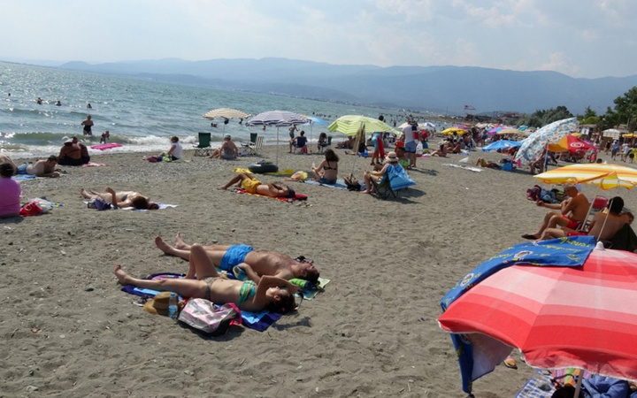 Burası ne Bodum ne Çeşme! Aramadan gelen kapıda kalır