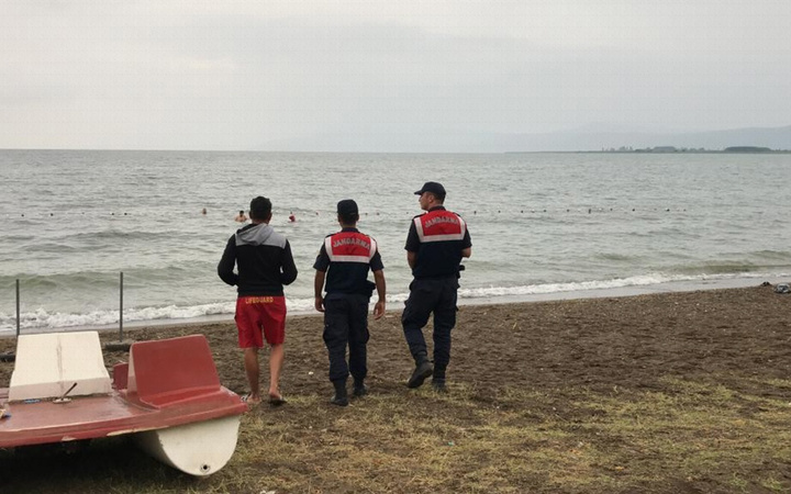 Bursa İznik Gölü'nde tarihi mermer blok bulundu