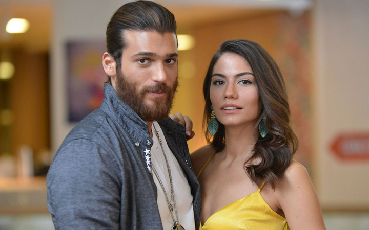 Demet Özdemir Can Yaman'ın adını ağzına almadı ama hakkında bakın neler söyledi