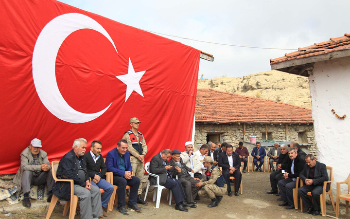 Tel Abyad'da şehit olan askerin ailesine acı haber ulaştırıldı