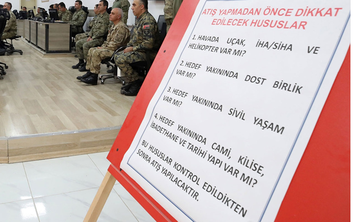 Akar'ın ziyaret ettiği Müşterek Harekat Merkezi'nde dikkat çeken pano!