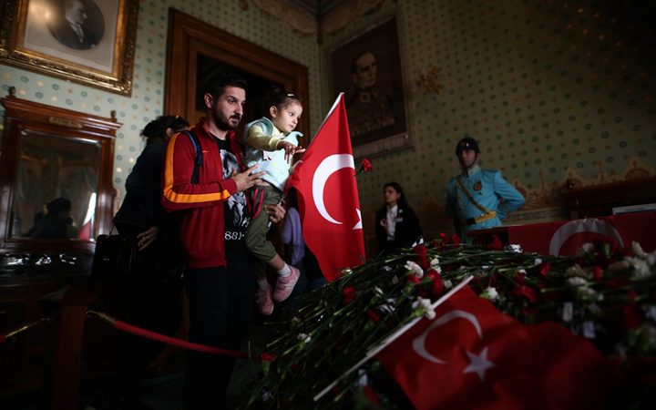 Dolmabahçe'de ziyaretçi rekoru