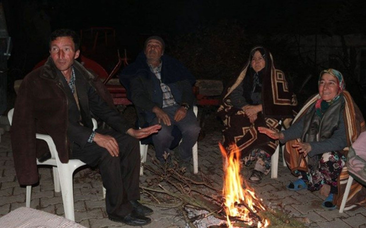 Depremin merkez üssü! Ateş başında deprem nöbeti