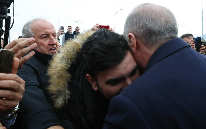 İsviçre'de yaşayan Türklerden Cumhurbaşkanı Erdoğan'a coşkulu karşılama