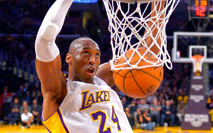 Kobe Bryant hayatını kaybetti spor camiası yasa boğuldu