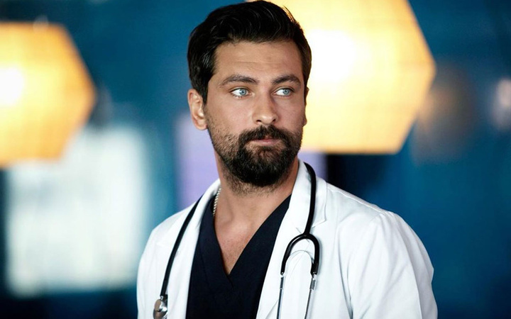 Mucize Doktor'un Ferman'ı Onur Tuna 'Vebalini ödeyemez' deyip şehitler için paylaştı