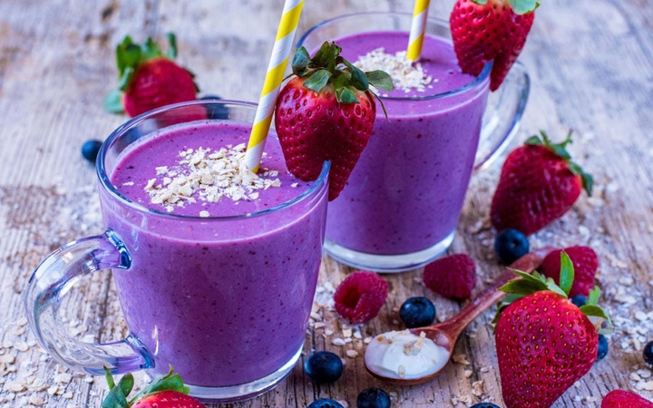 Kahvaltılık yağ yakan smoothie tarifleri!