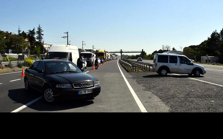 İstanbul'da seyahat kısıtlamasını yanlış anlayan yazlıkçılar tek tek geri çevriliyor