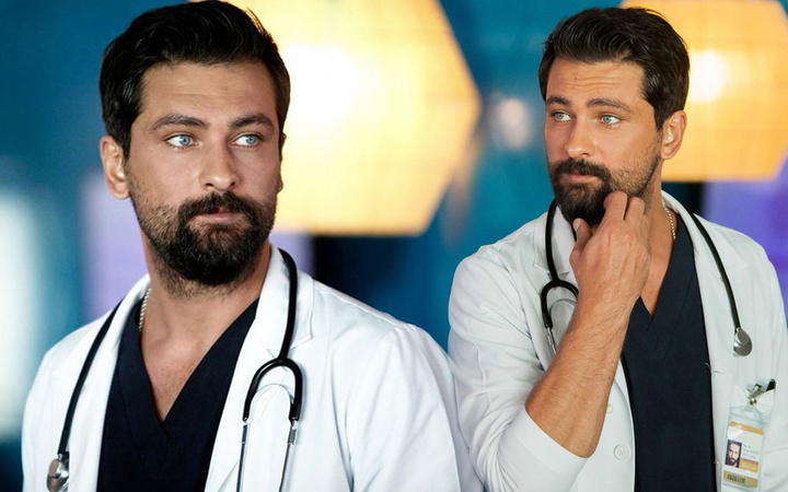 Onur Tuna üstsüz poz verdi FOX TV Mucize Doktor Ferman'ı isyan ettirdi
