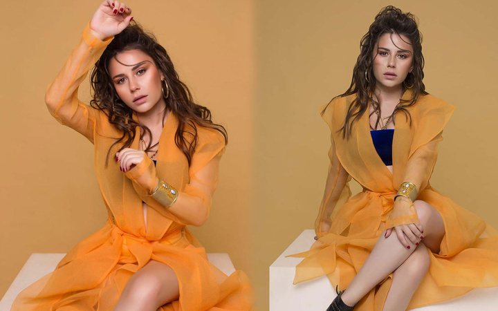 Merve Özbey'i yatak odası soruları çileden çıkardı tepkisini yineledi