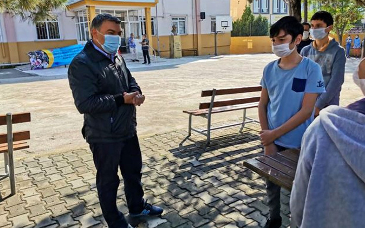 Makam aracını satan Hamza Şayir'den LGS'ye giren öğrencilere destek