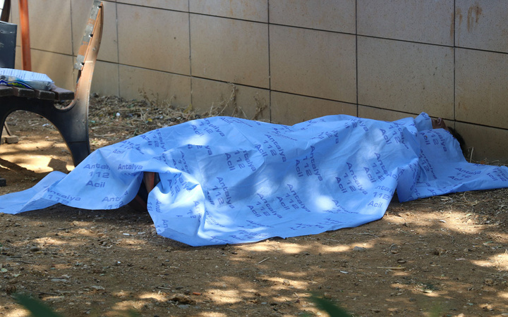 Antalya'da ölüm 40 yaşında hastane bahçesinde geldi