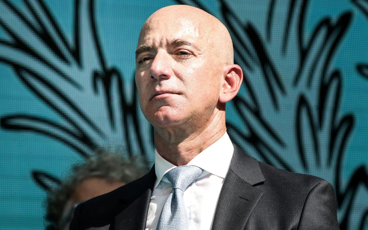 Jeff Bezos koronavirüs sürecinde servetiyle rekor tazeledi