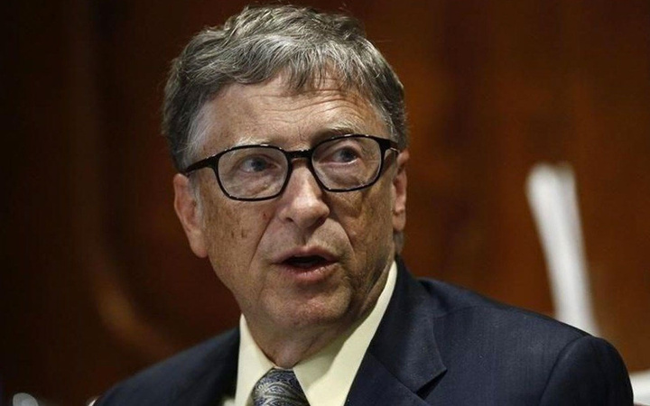 Bill Gates'ten bomba corona iddiası! Virüsün hızlı yayılmasının sorumlusunu açıkladı