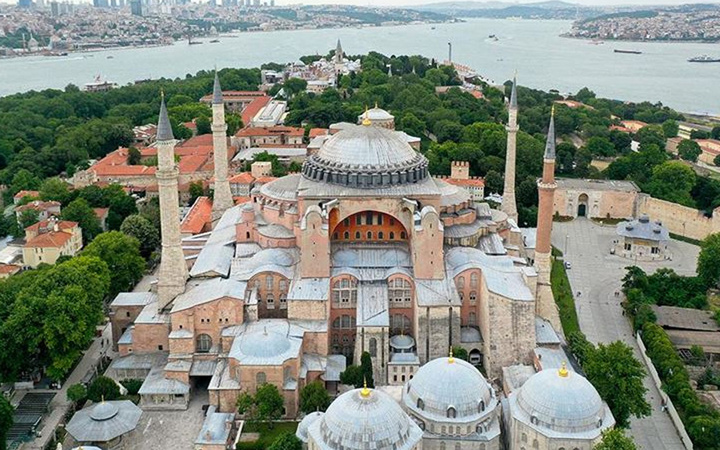 Danıştay'ın Ayasofya kararı! Siyasiler, gazeteciler ve sanatçılar bakın neler söyledi