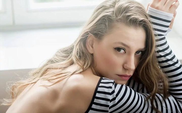 Serenay Sarıkaya hamile mi? Seren Serengil'den sosyal medyada olay yorum