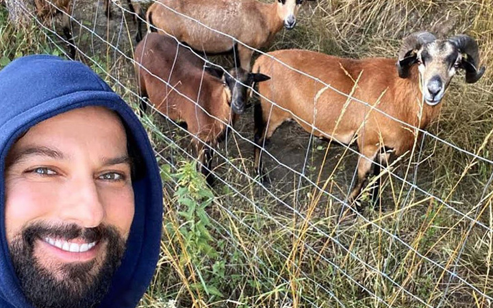 Tarkan'dan dikkat çeken Kurban Bayramı paylaşımı