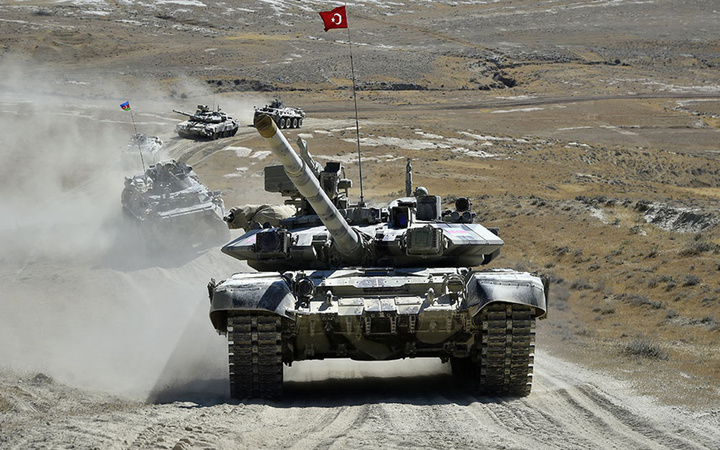 Türkiye ve Azerbaycan'ın ortak askeri tatbikatı sürüyor