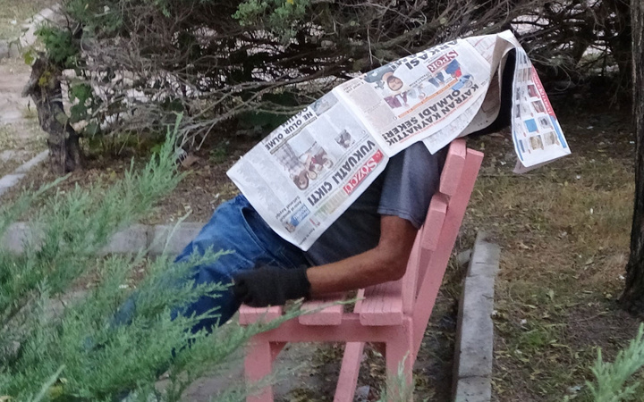 Antalya'da koronavirüste en çok korkulan oldu parkta otururken öldü