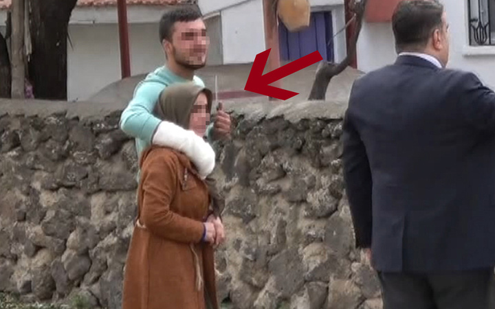 Aksaray'da annesini önce dövdü sonra boğazına bıçak dayayıp rehin aldı