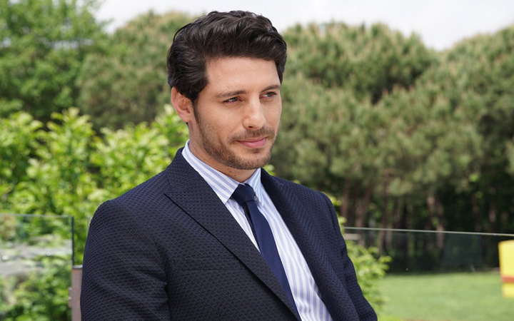 Erkenci Kuş'un yıldızıydı Ali Yağcı Başak Özen'le sessiz sedasız evlendi