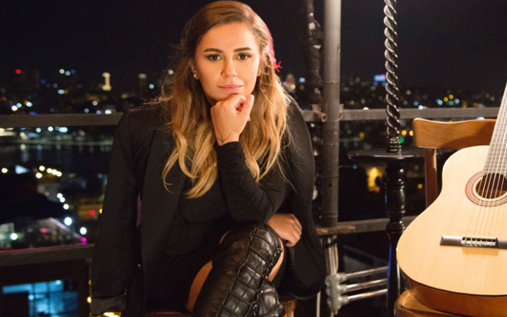 Merve Özbey 'kırgınım' deyip isyanını dile getirdi babası hayatını kaybetmişti