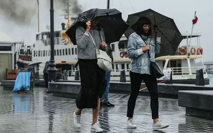 Kar ve sağanak etkili olacak! Meteoroloji bölge bölge uyarı geçti
