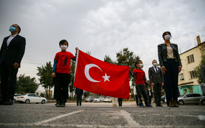 81 ilde tüm okullarda İstiklal Marşı coşkusu! İşte duygulandıran kareler
