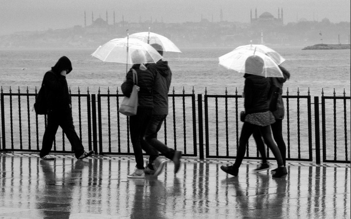 İstanbul, Ankara ve İzmir'de yağmur! Meteoroloji Türkiye'yi uyardı: 1 hafta yağış var
