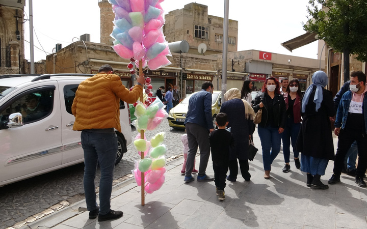 Risk haritasında 1 haftada 14 il daha kızardı! İşte tek mavi kalan şehrin sırrı