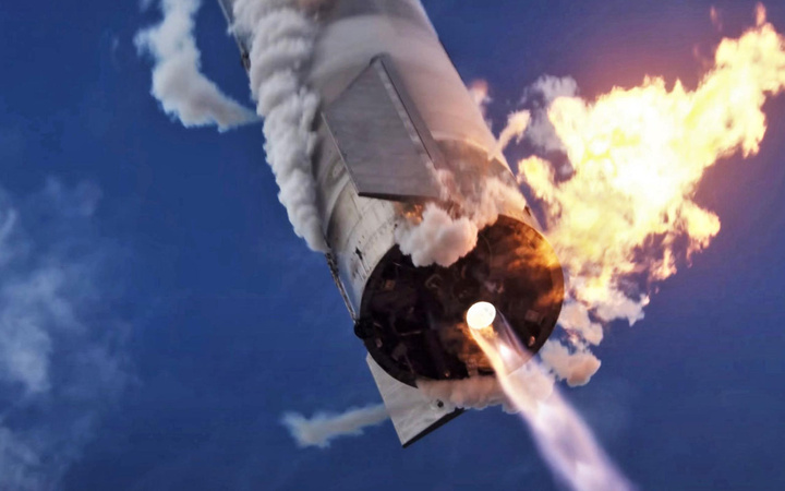 SpaceX'in Mars projesi Starship'in 4. deneme uçuşu da başarısız oldu