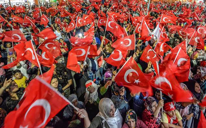 Emekli paşalardan milli iradeyi hedef alan skandal bildiri! Haddinizi bilin! Oturun oturduğunuz yerde...