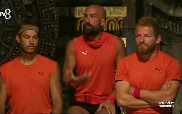 Survivor'da İsmail Balaban'la Çağrı Atakan tartıştı Acun Ilıcalı uyardı